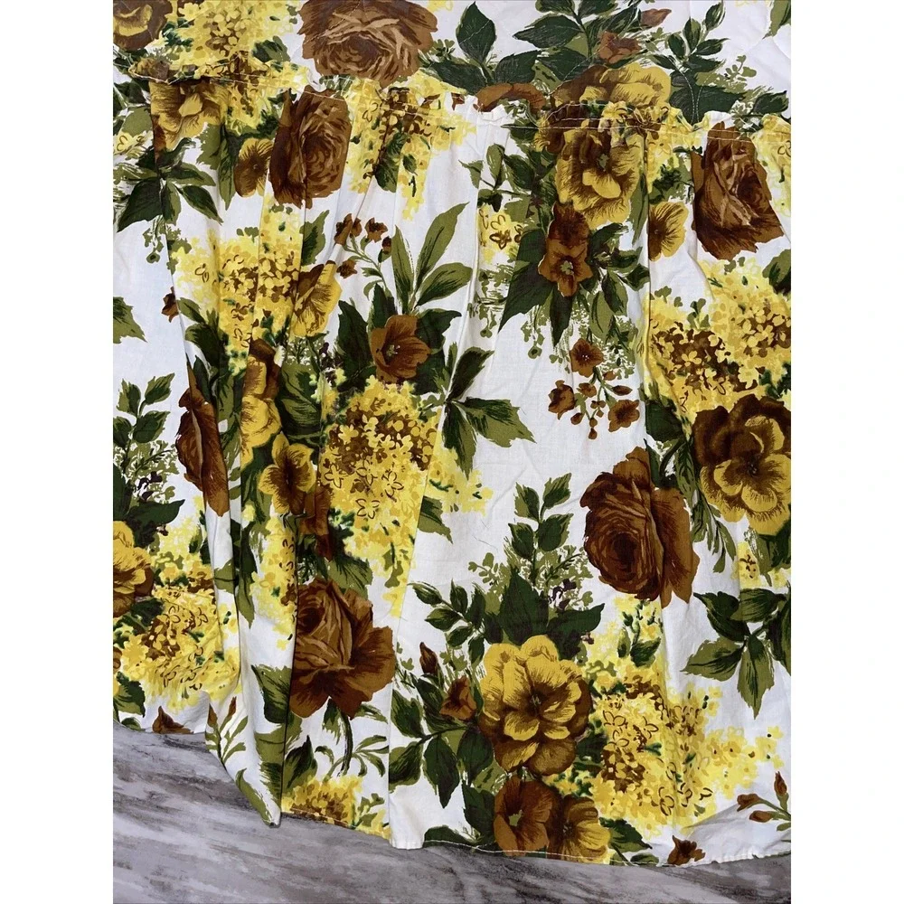 VTG Retro 70's Bedspread Full Double yellow brown flowers Quilted shams Ruffled